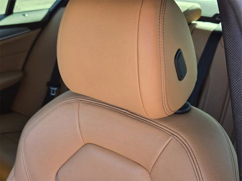 Used 2019 BMW 540i xDrive w/ M Sport Package image 20