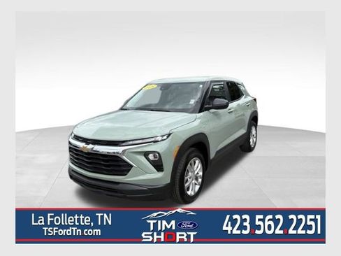 Used 2025 Chevrolet TrailBlazer LS w/ LS Convenience Package FWD image 1
