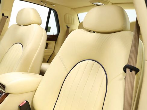 Used 2000 Bentley Arnage Red Label image 16