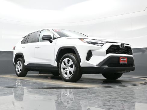 Used 2024 Toyota RAV4 LE image 24