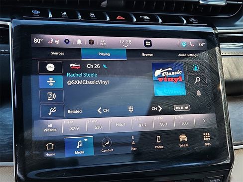 Used 2022 Jeep Grand Cherokee Limited 4xe image 24