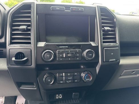 Used 2020 Ford F150 XLT w/ Equipment Group 301A Mid RWD image 10