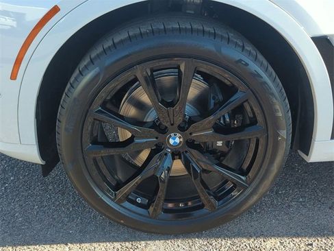 New 2026 BMW X7 xDrive40i w/ M Sport Package image 10