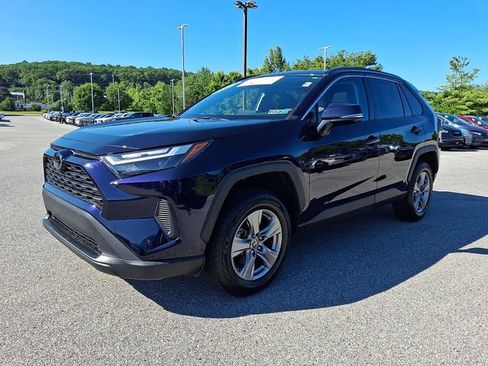 Certified 2024 Toyota RAV4 XLE w/ Convenience Package AWD/4WD image 3