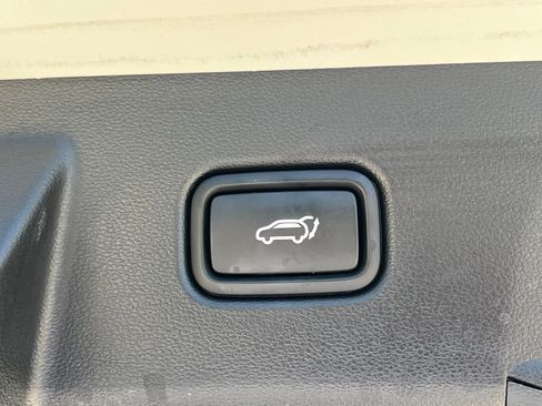 Used 2024 Hyundai Tucson Limited FWD image 15