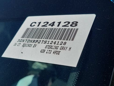 Used 2026 Chevrolet Equinox EV LT FWD image 29