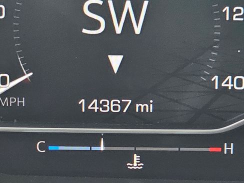 Used 2024 GMC Sierra 1500 Elevation w/ LPO, Elevation Black Package image 19