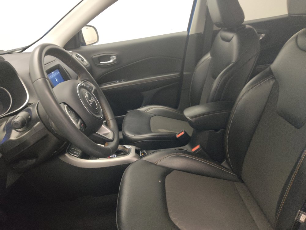 Used 2021 Jeep Compass Latitude w/ Sun and Sound Group FWD image 17