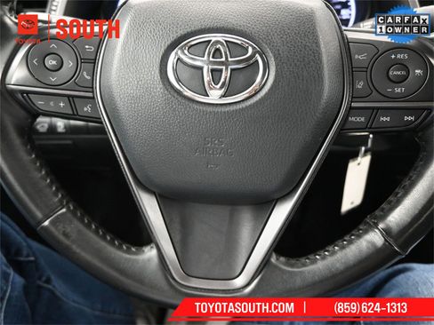Used 2023 Toyota Camry SE image 25