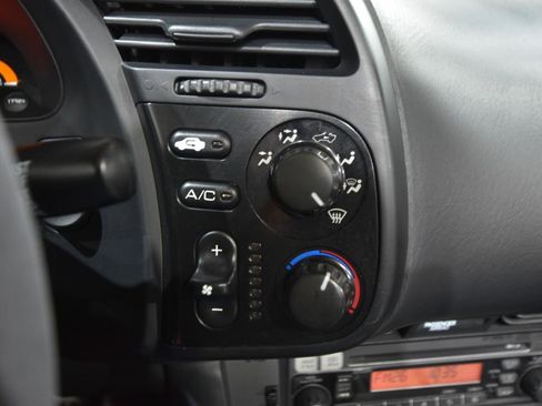 Used 2006 Honda S2000 image 28