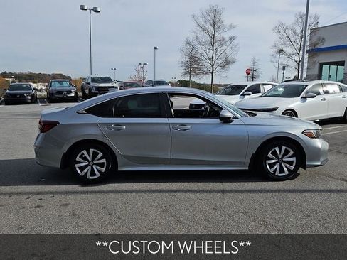 Certified 2025 Honda Civic LX image 9