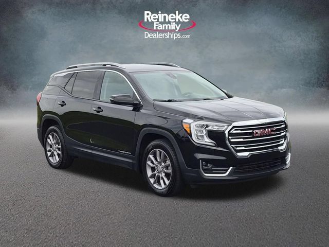 Used 2024 GMC Terrain SLT AWD/4WD image 3