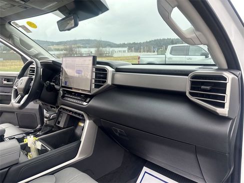 Used 2023 Toyota Tundra Limited image 30