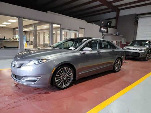 Used 2014 Lincoln MKZ AWD image 1