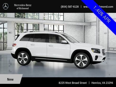 Used 2026 Mercedes-Benz GLB 250 4MATIC image 14