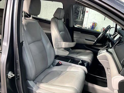 Used 2018 Honda Odyssey EX-L image 9