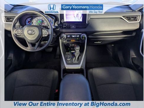 Used 2024 Toyota RAV4 AWD Hybrid image 15