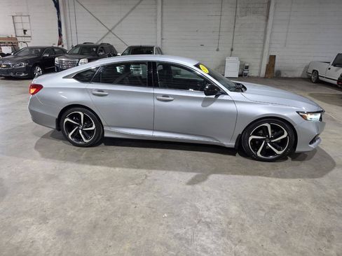 Used 2021 Honda Accord Sport image 14