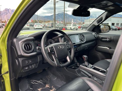 Certified 2022 Toyota Tacoma TRD Pro image 10