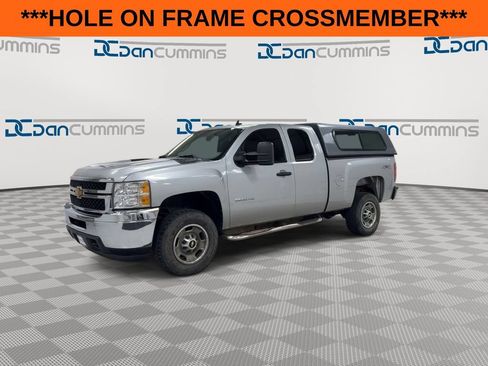 Used 2013 Chevrolet Silverado 2500 W/T AWD/4WD image 4