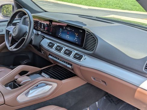 Certified 2024 Mercedes-Benz GLE 350 4MATIC w/ AMG Line Exterior image 35