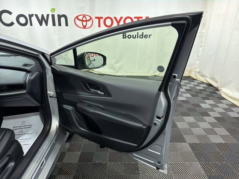 Used 2025 Toyota Prius Limited image 10