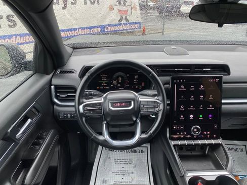 Used 2025 GMC Terrain Elevation AWD/4WD image 19