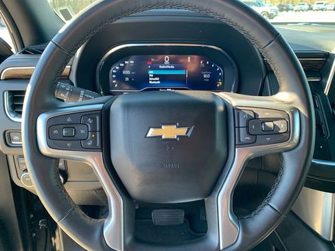 Certified 2024 Chevrolet Suburban Premier image 31
