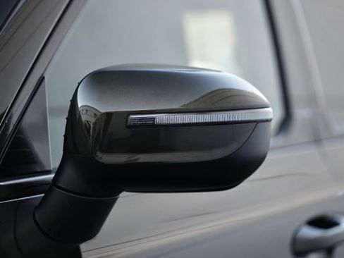 Used 2022 Kia Telluride EX w/ EX Premium Package image 11