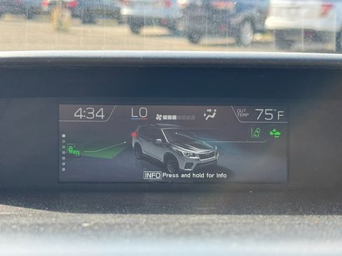 Used 2019 Subaru Forester Premium AWD/4WD image 37