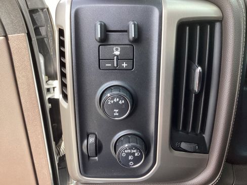 Used 2019 GMC Sierra 2500 Denali w/ Duramax Plus Package image 33