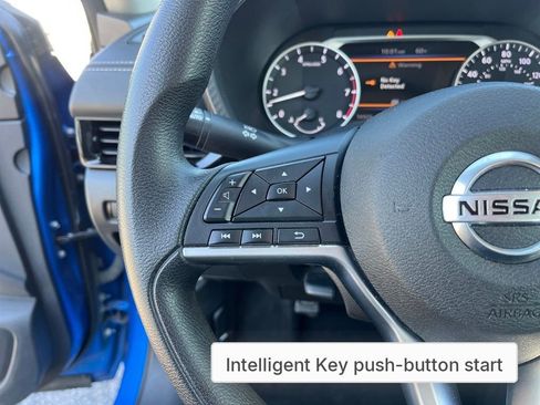 Used 2023 Nissan Sentra SV image 16