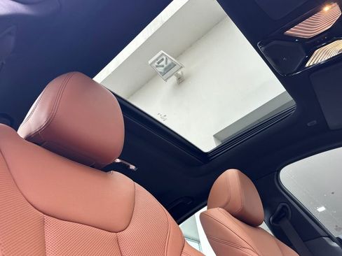 Used 2023 BMW i4 eDrive40 w/ Premium Package image 17