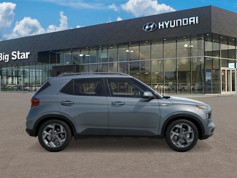 New 2026 Hyundai Venue SEL FWD image 7