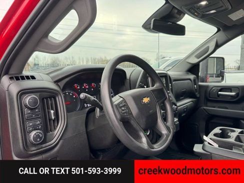 Used 2025 Chevrolet Silverado 2500 Custom w/ Custom Value Package image 15