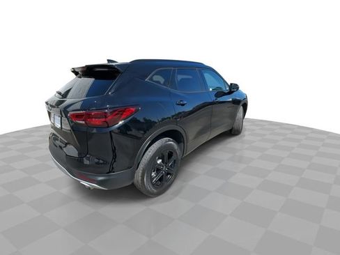 Certified 2024 Chevrolet Blazer LT w/ Convenience Package FWD image 8