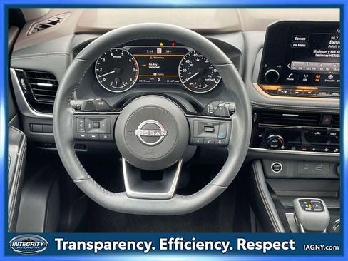 Used 2023 Nissan Rogue SL w/ SL Premium Package AWD/4WD image 14