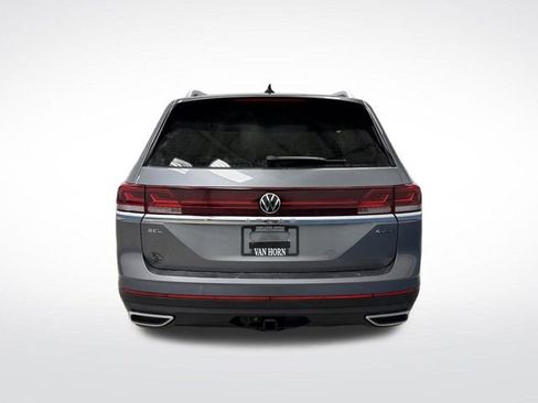 Used 2024 Volkswagen Atlas SEL image 15