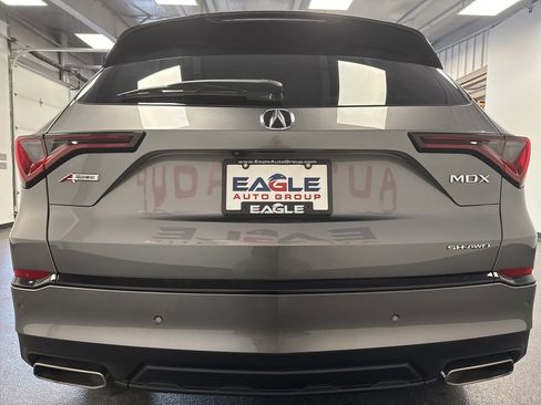 Used 2024 Acura MDX A-Spec image 10