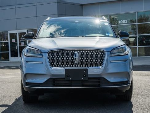 Used 2022 Lincoln Corsair AWD w/ Premium Package image 2