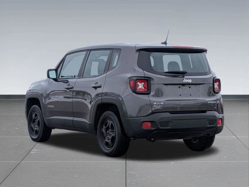 Used 2017 Jeep Renegade Sport w/ Power & Air Group image 4