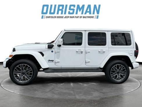 Used 2024 Jeep Wrangler High Altitude AWD/4WD image 3
