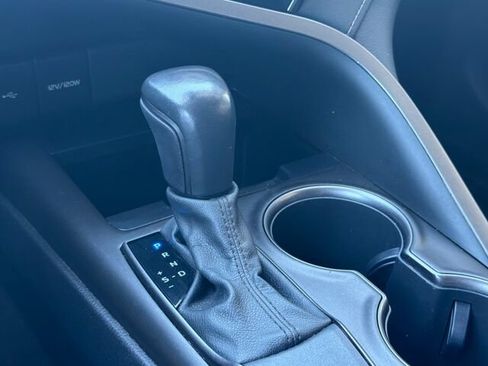 Used 2021 Toyota Camry SE FWD image 24