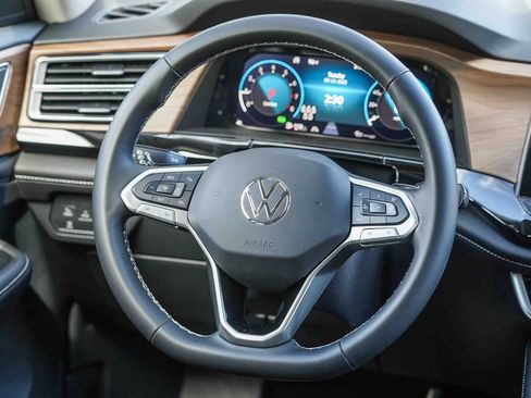 New 2026 Volkswagen Atlas SE image 19