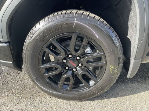 New 2026 GMC Sierra 1500 Elevation image 65