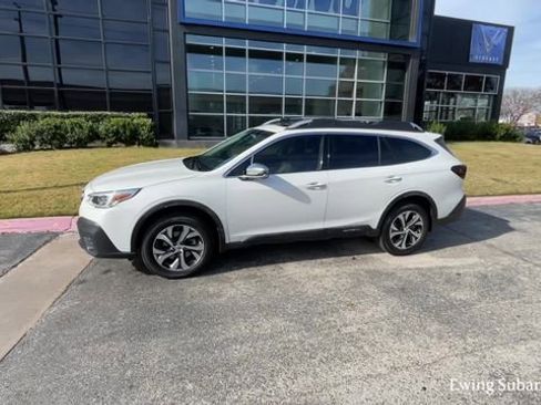 Used 2020 Subaru Outback Touring w/ Popular Package #2 image 4