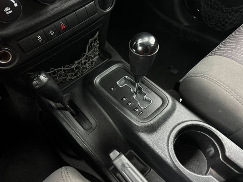 Used 2012 Jeep Wrangler Sport image 20