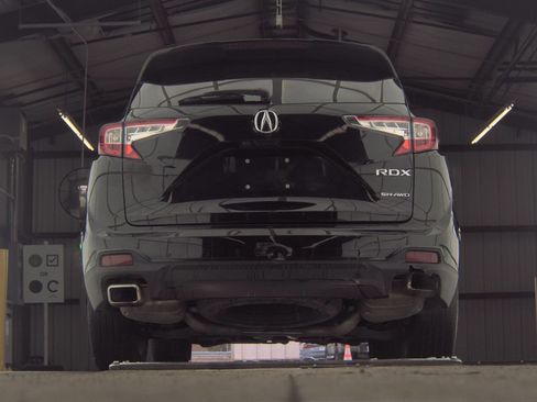 Used 2024 Acura RDX SH-AWD image 10