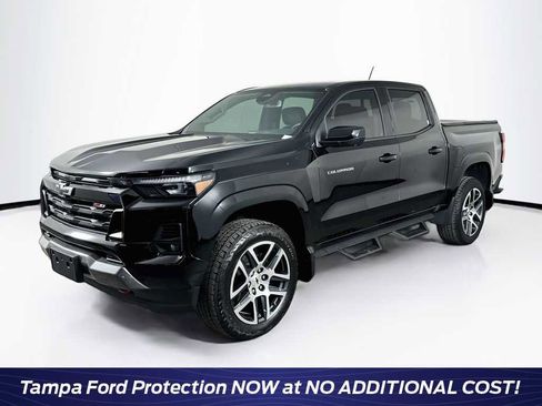 Used 2024 Chevrolet Colorado Z71 w/ Z71 Convenience Package 2 AWD/4WD image 1