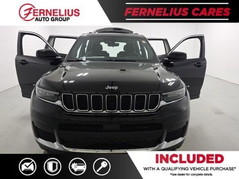 New 2025 Jeep Grand Cherokee L Laredo w/ Luxury Tech Group I image 8